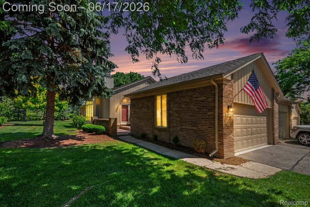 16569 Congress Drive, Clinton, MI 48038 - #1