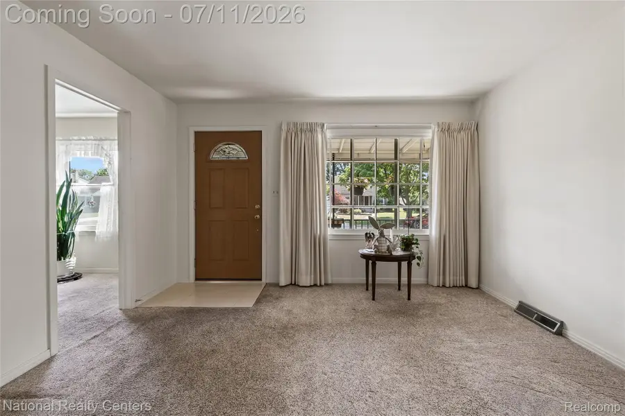 2409 N Wilson Avenue, Royal Oak, MI 48073 - #3