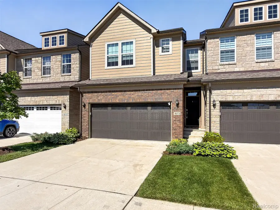 1673 Addison Circle, Walled Lake, MI 48390 - #2