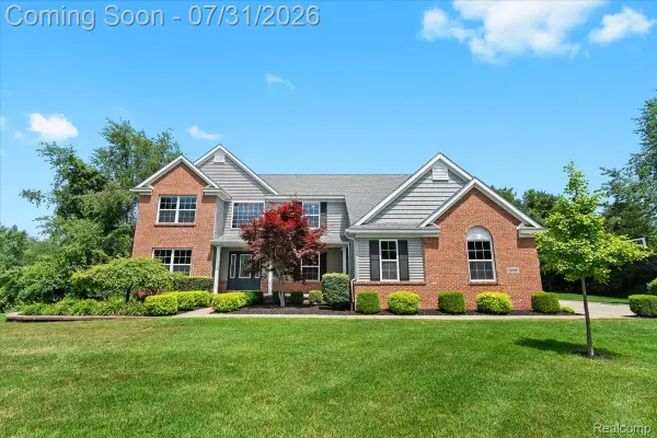 10080 Rolling Pines Drive, Brighton, MI 48116