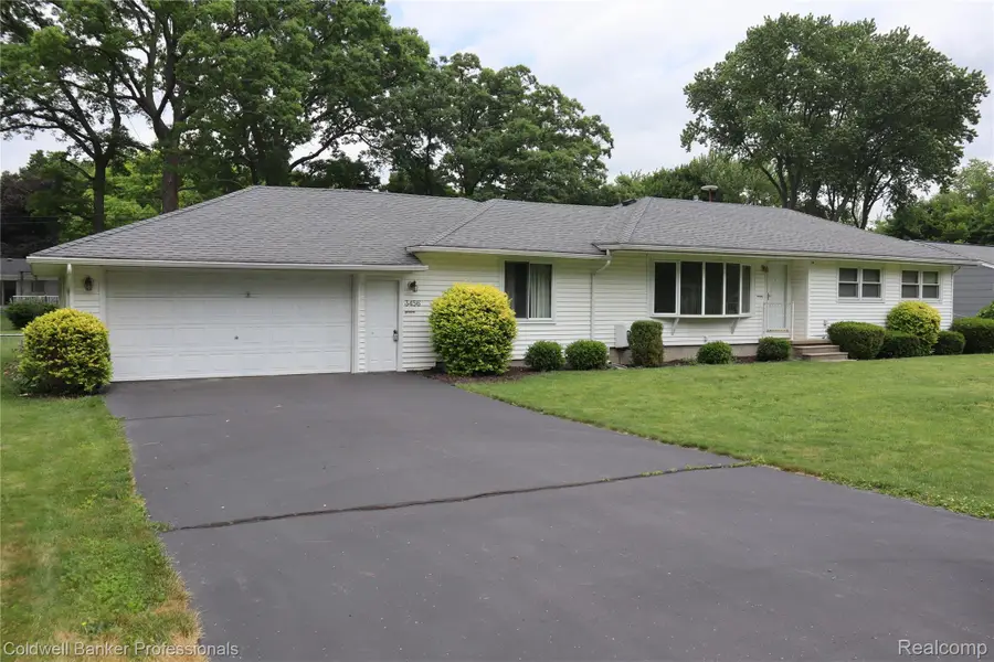 3456 Overton Street, Waterford, MI 48328 - #2