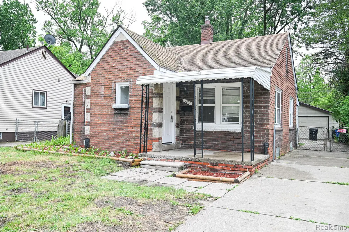19357 Centralia, Redford, MI 48240 - #1