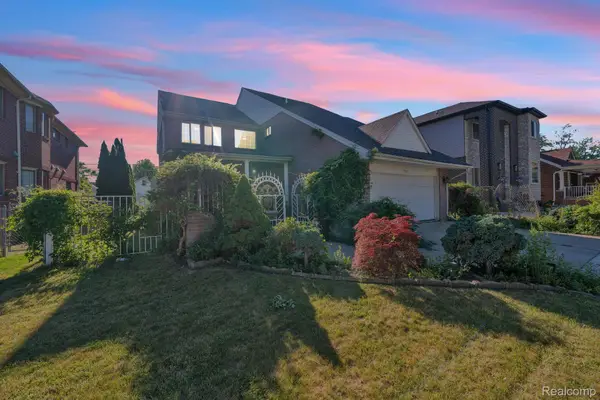 7511 Orchard Avenue, Dearborn, MI 48126