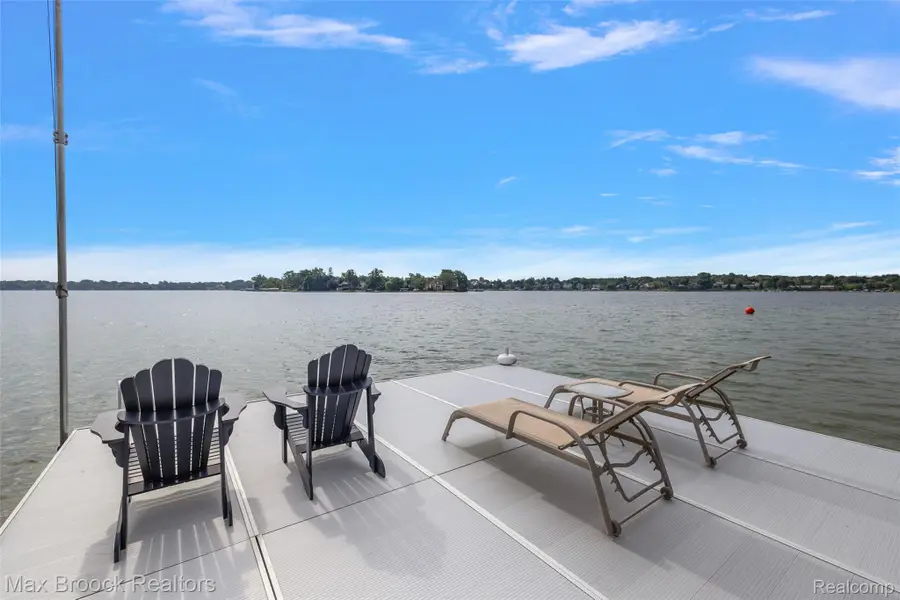3642 Orchard Lake Road, West Bloomfield, MI 48324 - #2