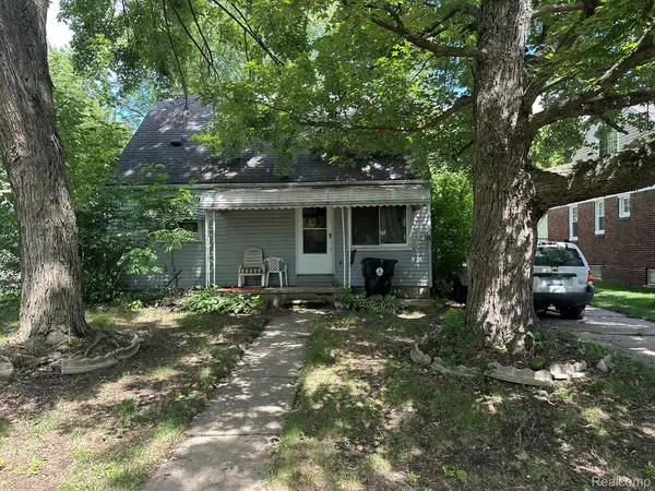 15808 Norborne Avenue, Redford, MI 48239