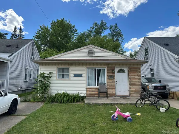 15589 Norborne Avenue, Redford, MI 48239
