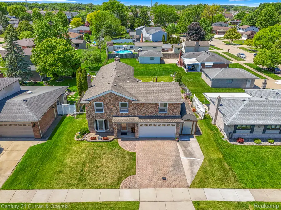 23312 E Fairway Drive, Trenton, MI 48183 - #2