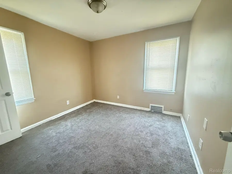 8909 Penrod Street, Detroit, MI 48228 - #3