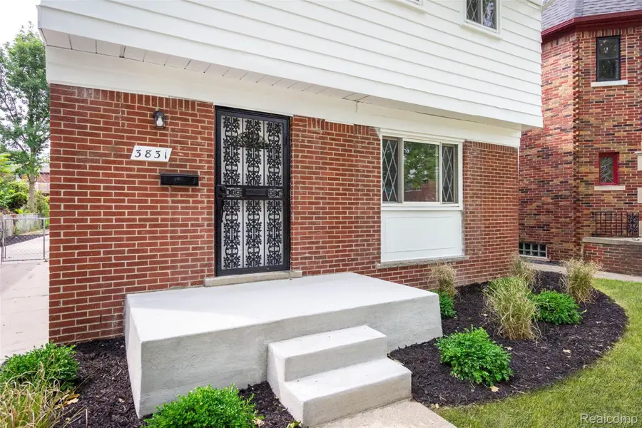 3831 W Buena Vista Street, Detroit, MI 48238 - #3