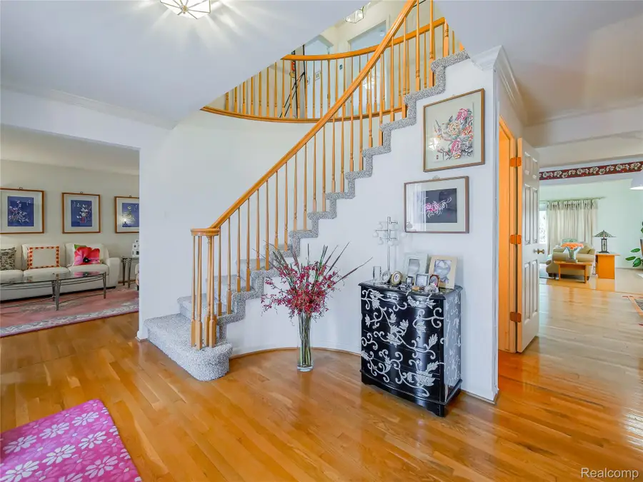 2931 Briarwood Drive, Troy, MI 48085 - #3