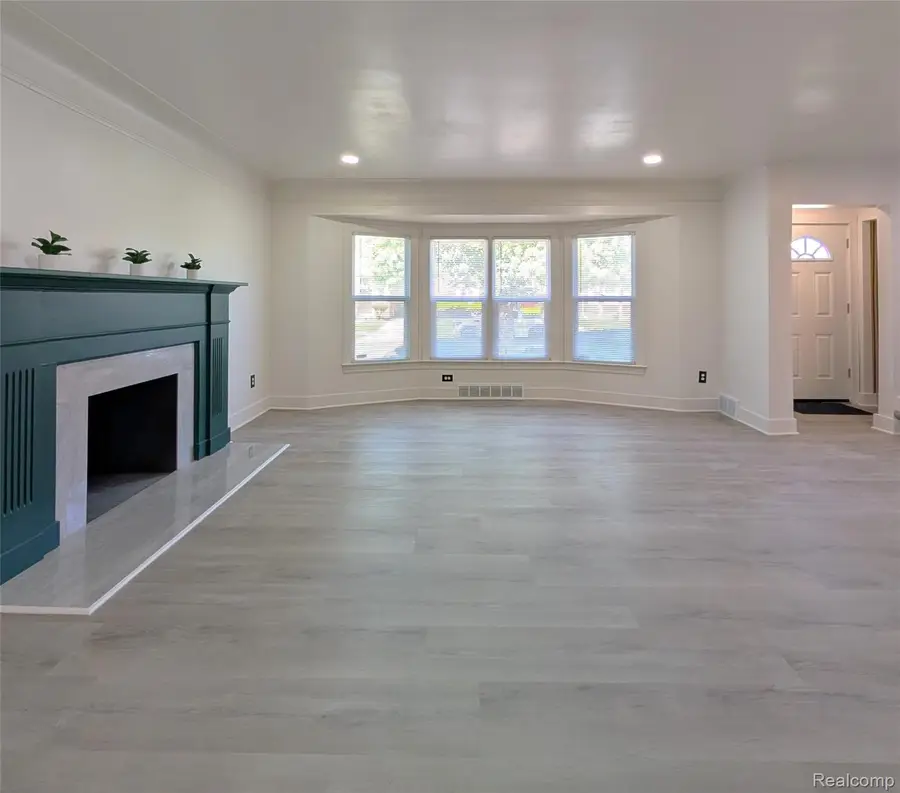 18284 Littlefield Street, Detroit, MI 48235 - #3