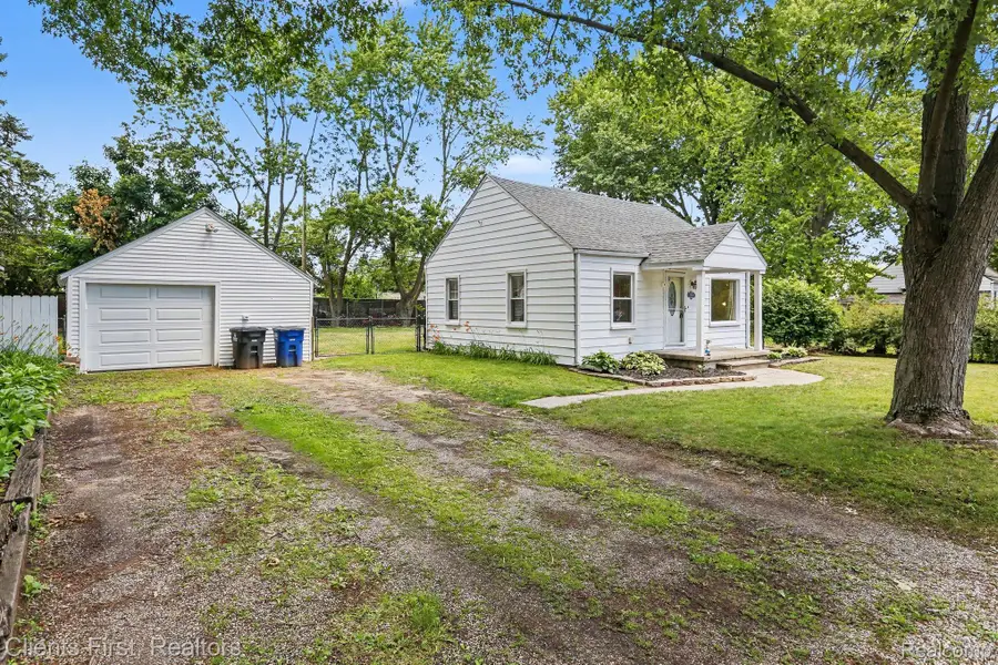 34728 Pardo Street, Westland, MI 48185 - #3