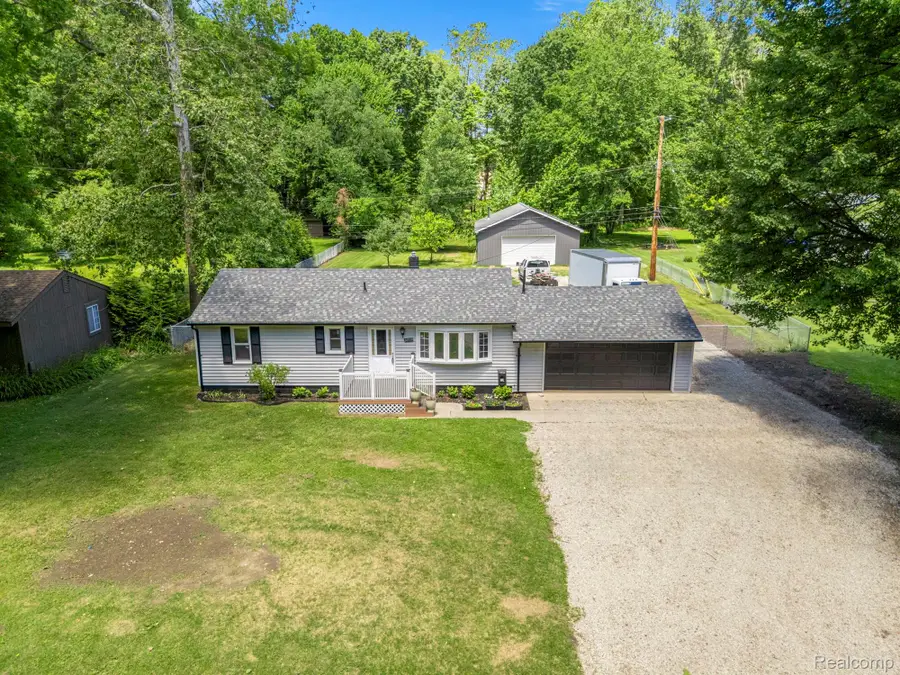 38530 Superior Street, Romulus, MI 48174 - #2