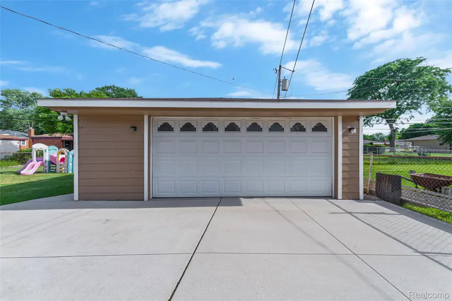 14914 Jenny Drive, Warren, MI 48088 - #3
