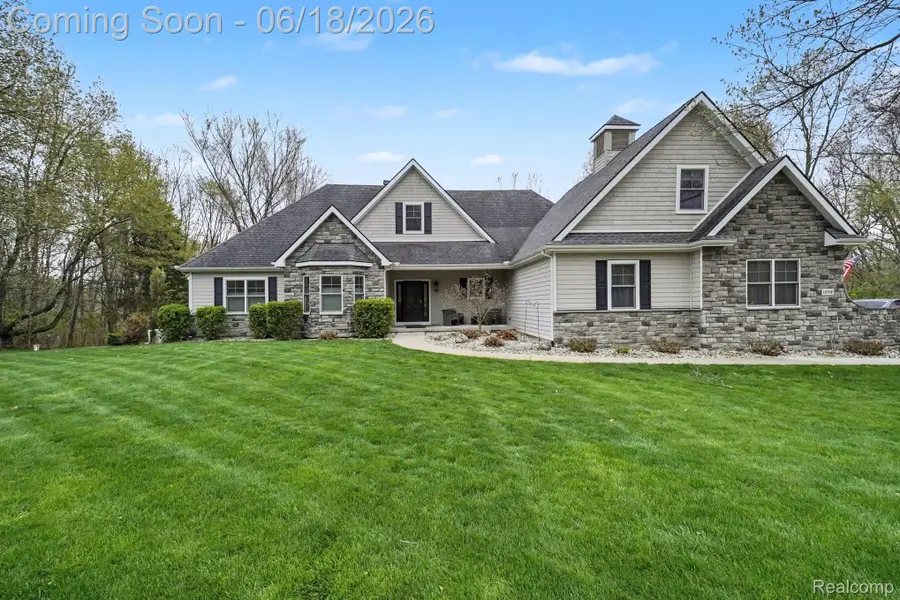 12310 Ivy Lane, Fenton, MI 48430 - #2