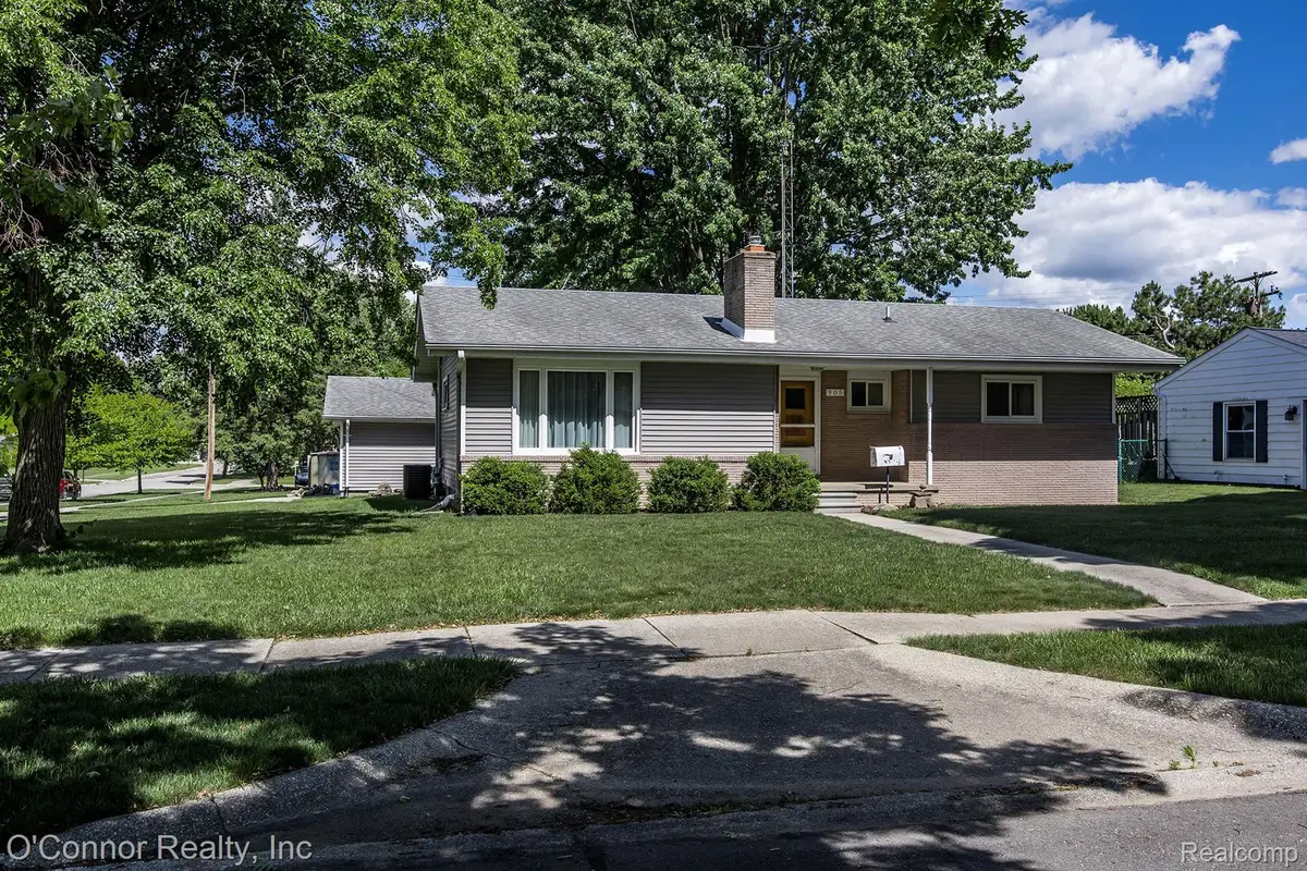 905 Virginia Avenue, Marysville, MI 48040 - #1