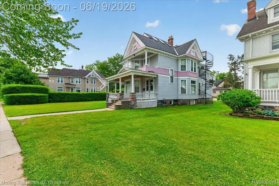 415 W Forest Avenue, Ypsilanti, MI 48197 - #2
