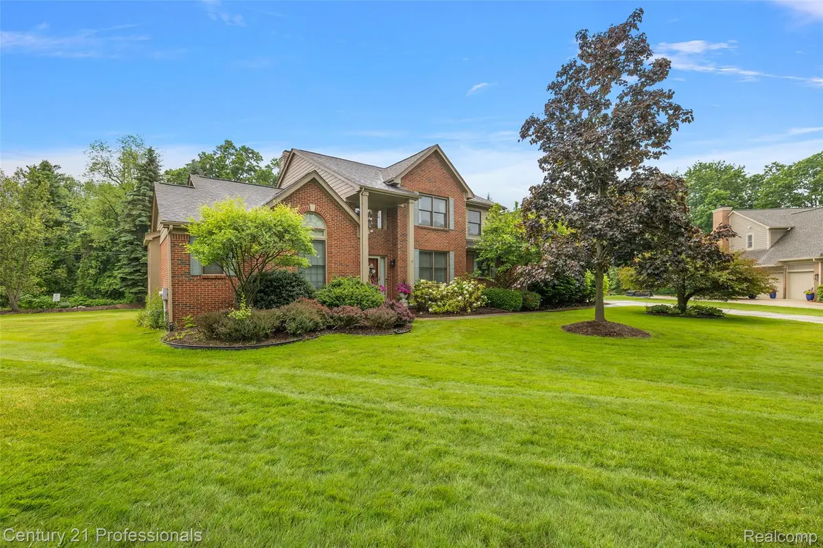 8117 Remington Court, Clarkston, MI 48348 - #1