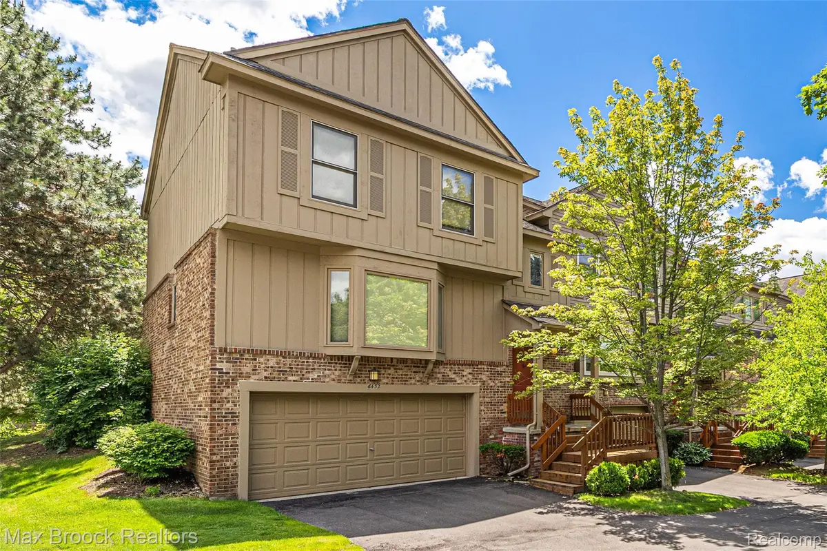 6452 Aspen Ridge Boulevard, West Bloomfield, MI 48322 - #1