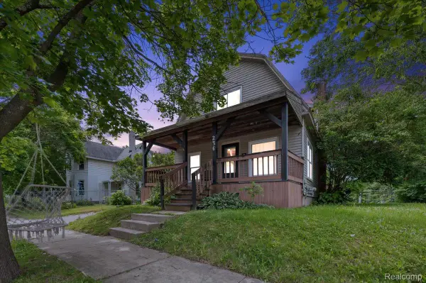 236 Lynn Street, Flushing, MI 48433