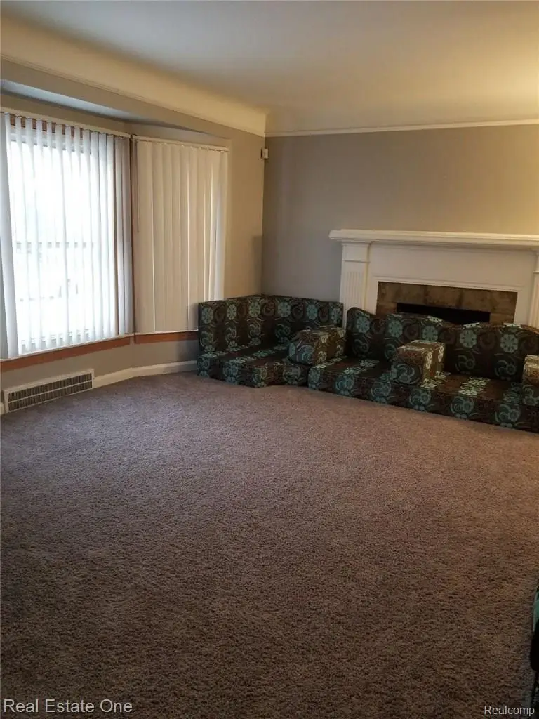 7343 Grandmont Avenue, Detroit, MI 48228 - #2