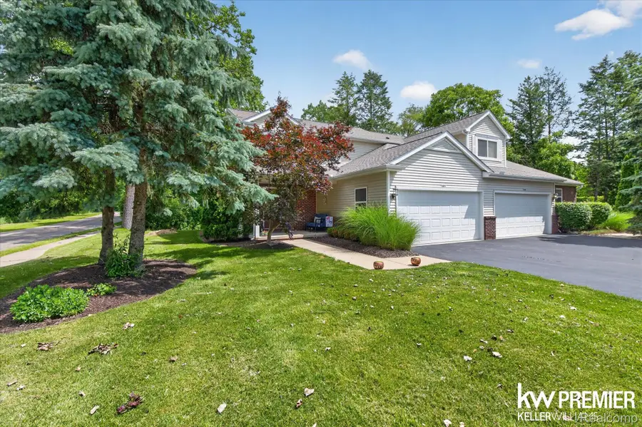 551 Indian Oaks Drive, Howell, MI 48843 - #2