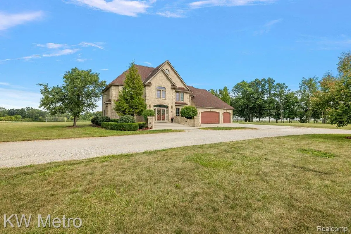 54720 Foss Road, Macomb, MI 48042 - #1