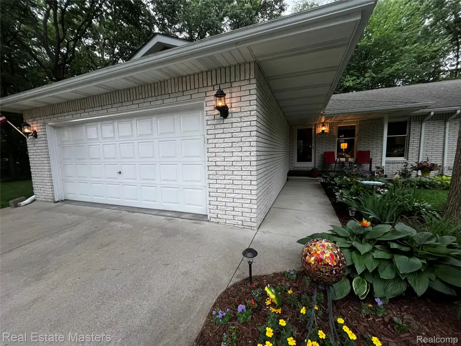 3880 Butternut Court #2, Port Huron, MI 48060 - #3