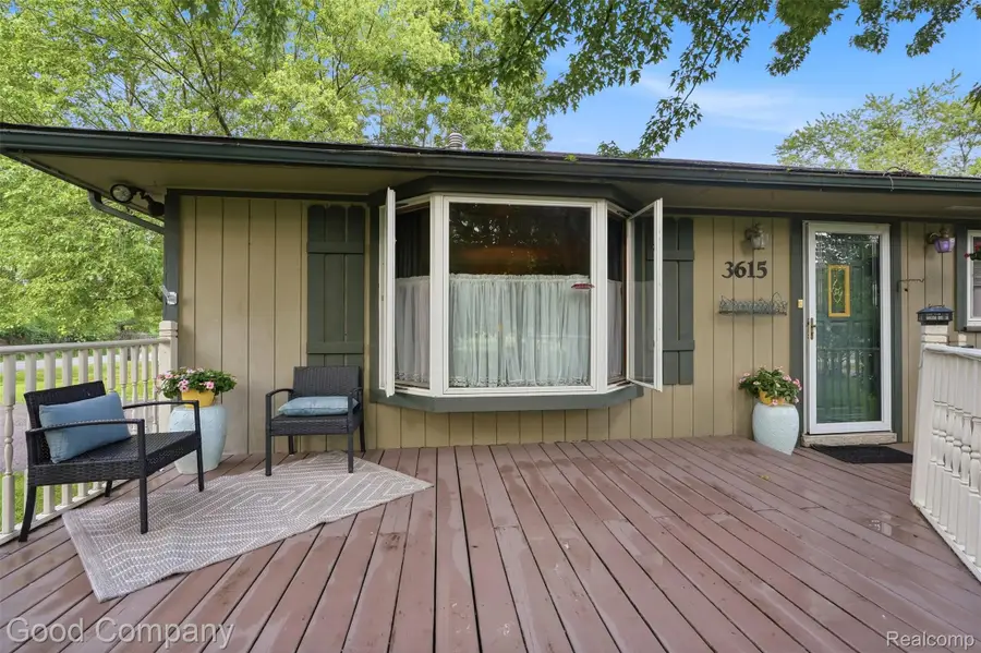 3615 Hazelton Avenue, Rochester Hills, MI 48307 - #2