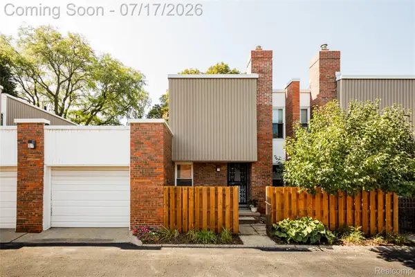2031 Hyde Park Road, Detroit, MI 48207