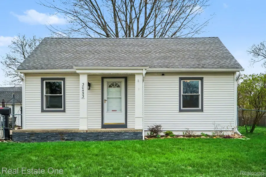30453 Sheridan Street, Garden City, MI 48135 - #2