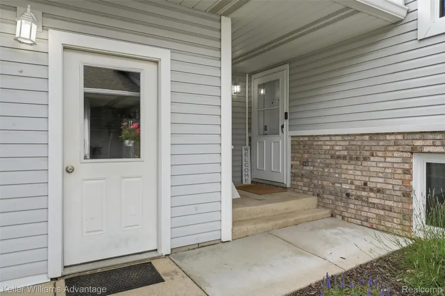 572 River Pointe Court, Milan, MI 48160 - #3