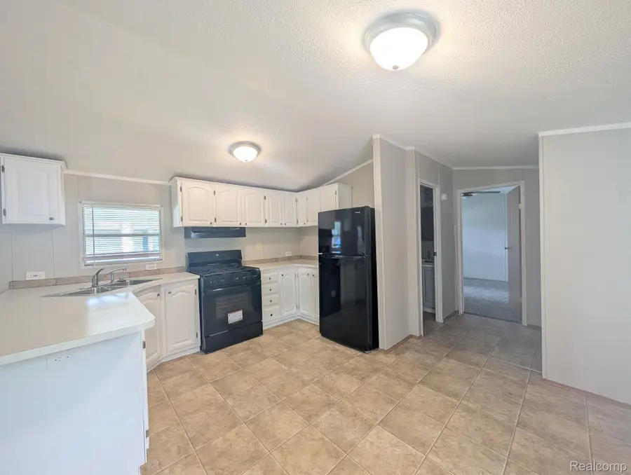 18 Bellwood, Flint, MI 48473 - #2