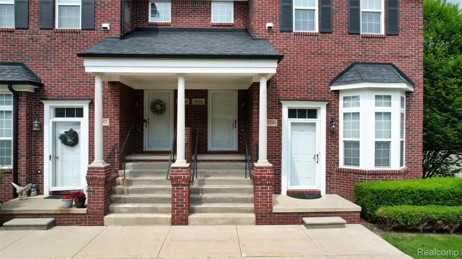 53274 Providence Drive W, Utica, MI 48316 - #2