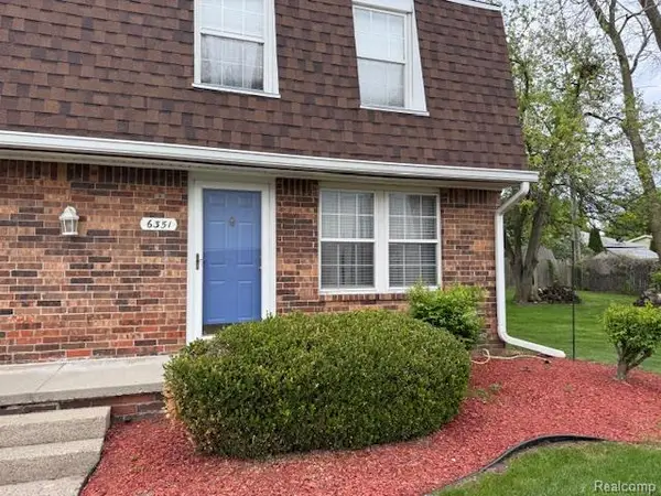 6351 Beechfield Drive, Lansing, MI 48911