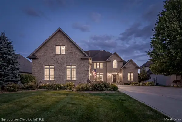595 Ridge Point Drive, Dundee, MI 48131