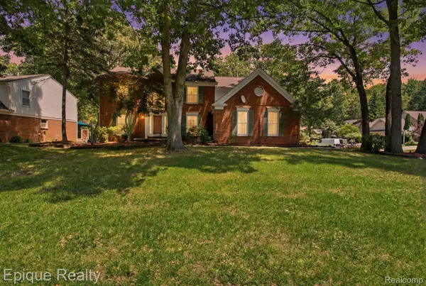 3261 Windwood Road, WestBloomfield, MI 48324