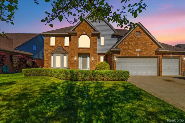 50426 Chief Drive, Macomb, MI 48044