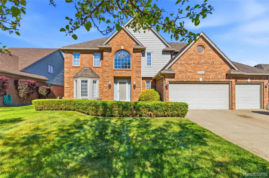 50426 Chief Drive, Macomb, MI 48044 - #2