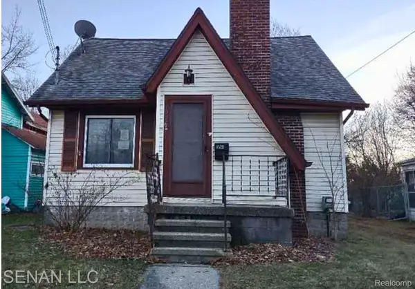 1520 E Oakland Avenue, Lansing, MI 48906