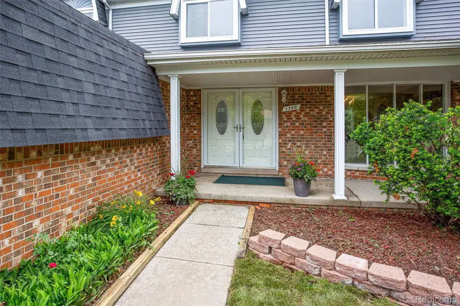1740 Lakewood Drive, Troy, MI 48083 - #2