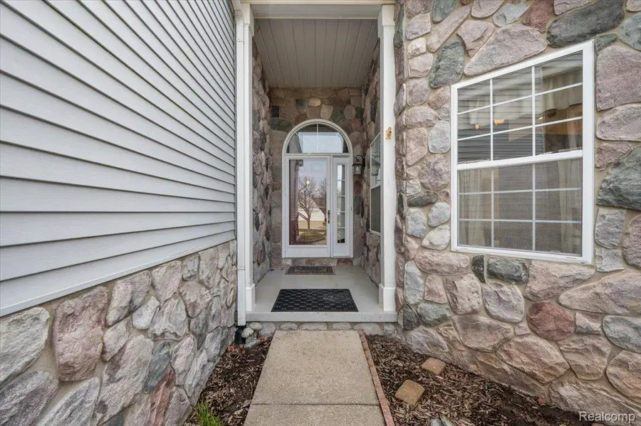 734 Challenging Trail #65, South Lyon, MI 48178 - #3