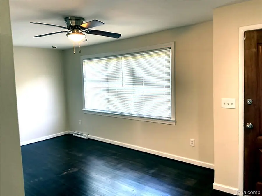 14180 Huron Street, Taylor, MI 48180 - #2