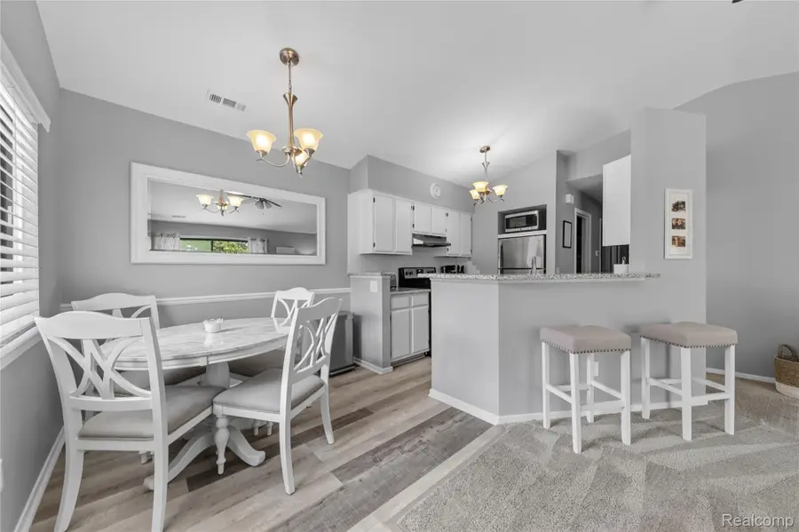 378 Spring Brooke Drive #40, Brighton, MI 48116 - #2