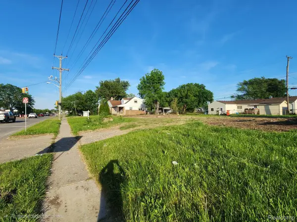 000 15 Mile Road Clintion Township, ClintonTownship, MI 48035