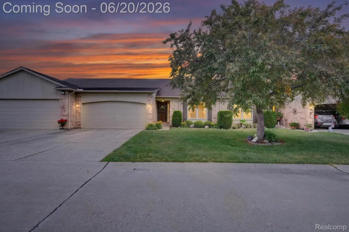 15905 New Bedford Drive #334, Clinton, MI 48038 - #1