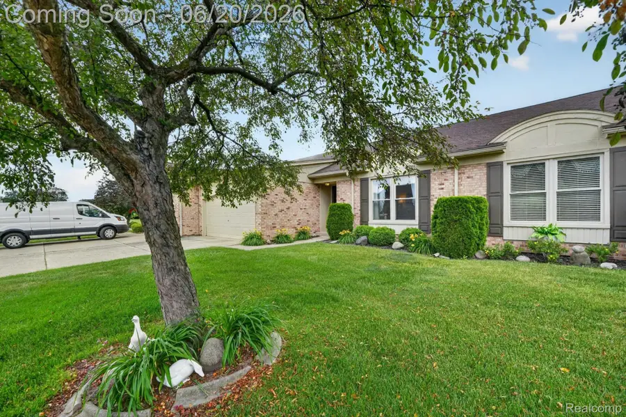 15905 New Bedford Drive #334, Clinton, MI 48038 - #3