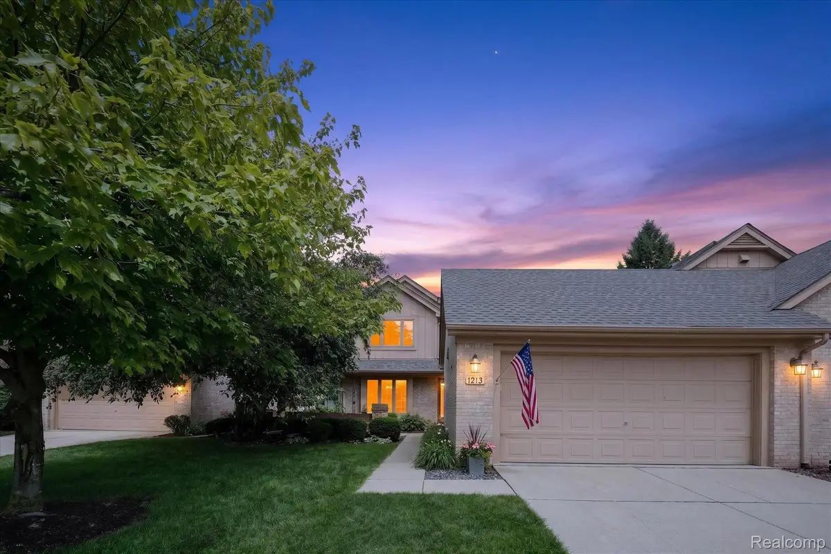 1213 Autumn Drive, Troy, MI 48098 - #1
