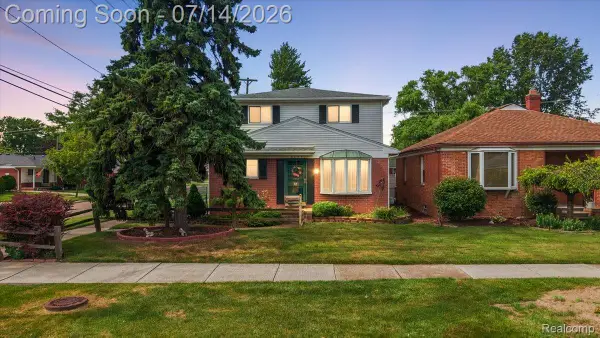 20323 Cedar Street, StClairShores, MI 48081