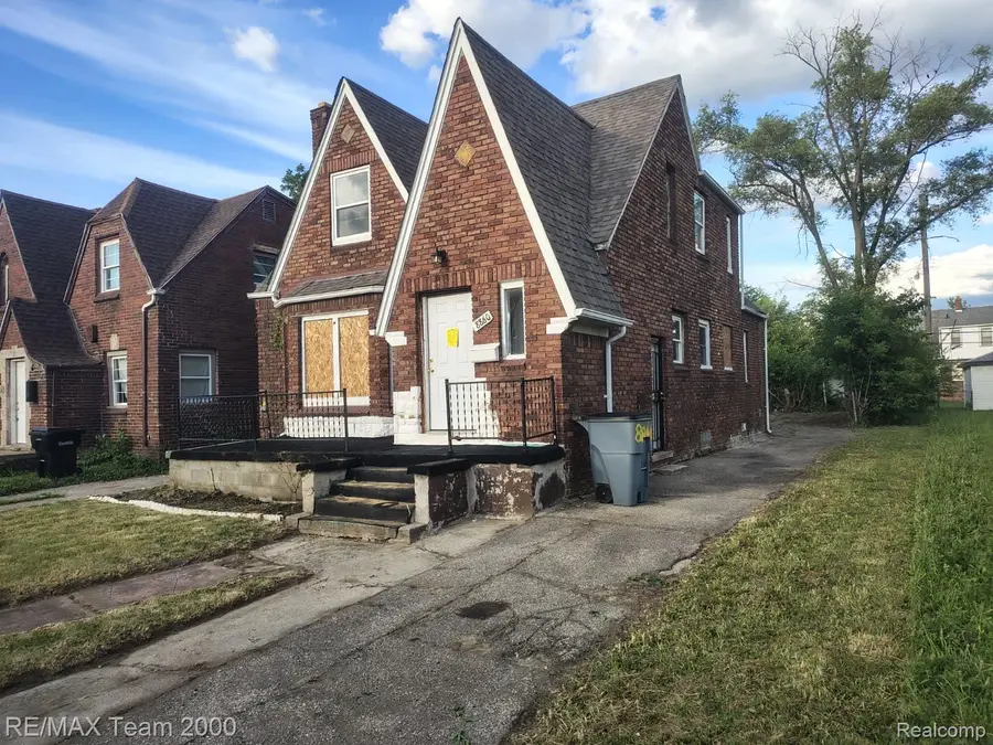 8860 Appoline Street, Detroit, MI 48228 - #2